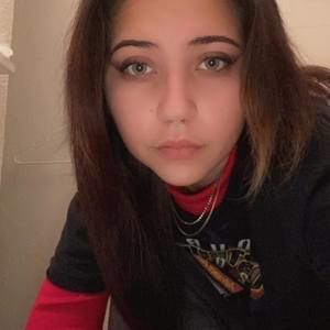 Meet your Posher, Tabitha